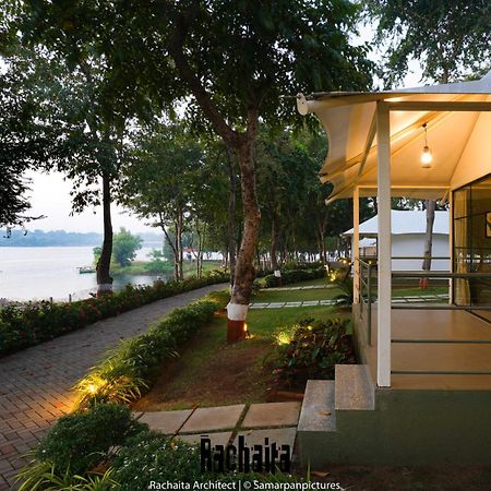 White Feather Resort Kauncha 锡尔瓦萨 外观 照片
