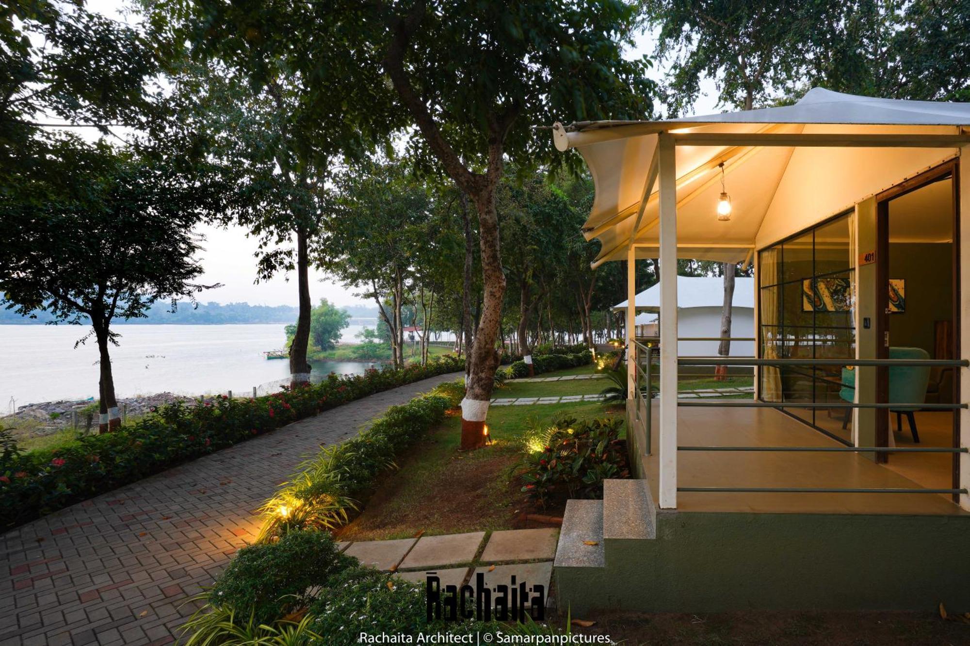 White Feather Resort Kauncha 锡尔瓦萨 外观 照片