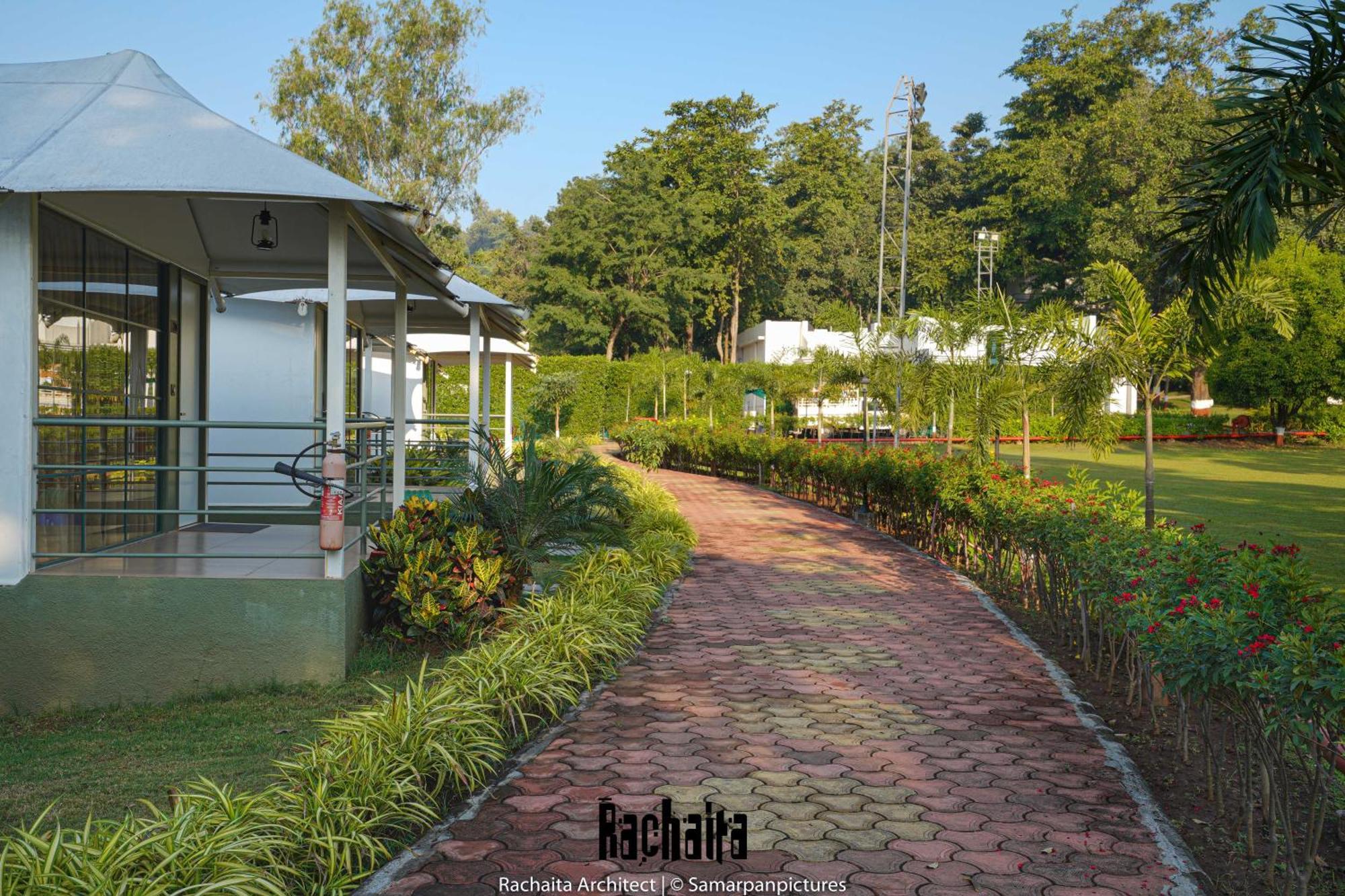 White Feather Resort Kauncha 锡尔瓦萨 外观 照片