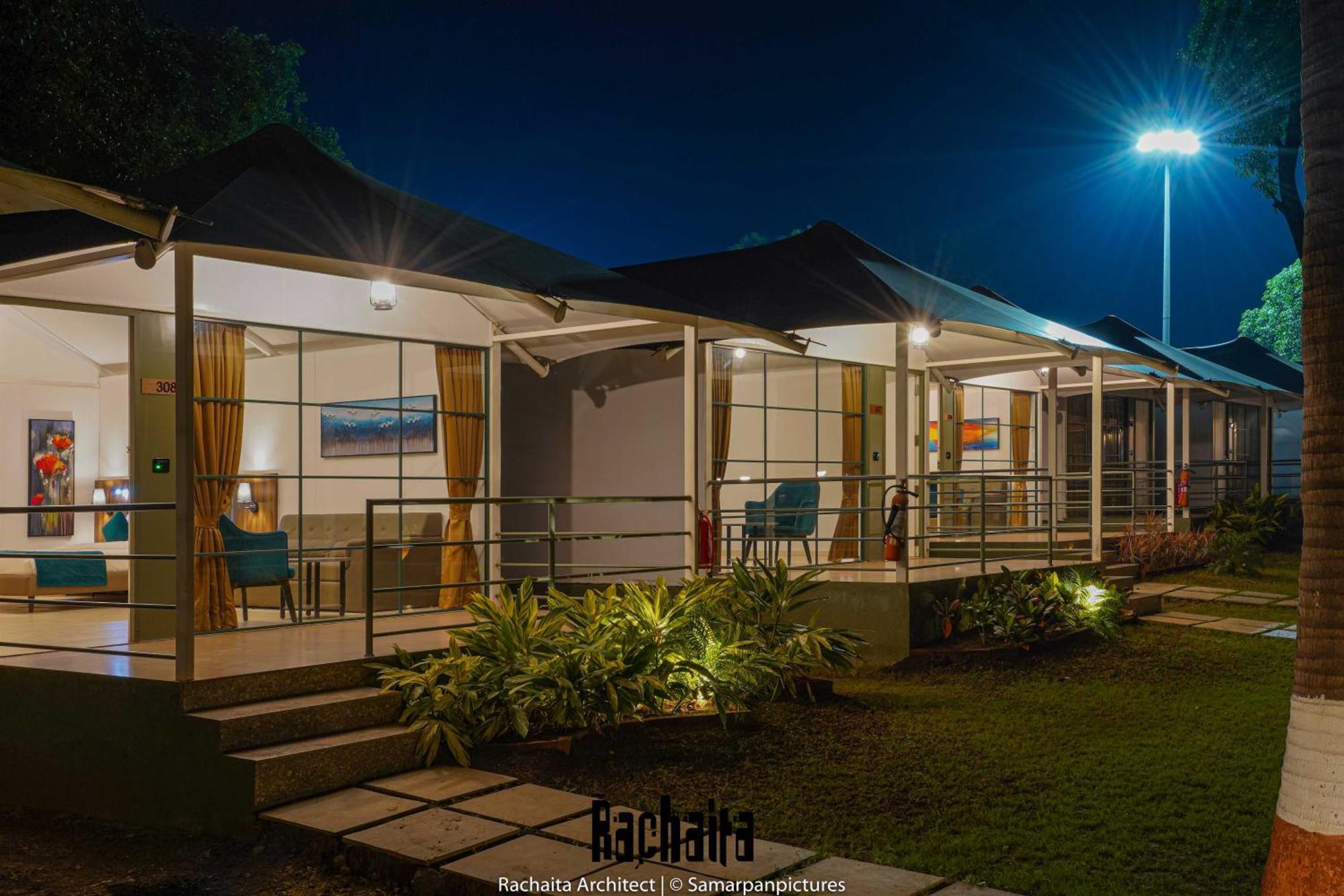 White Feather Resort Kauncha 锡尔瓦萨 外观 照片