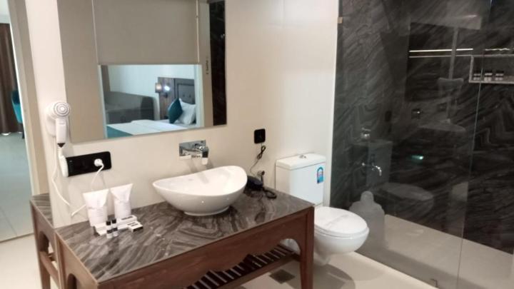 White Feather Resort Kauncha 锡尔瓦萨 外观 照片